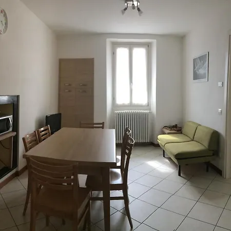 Apartament Casa Evelina Varenna